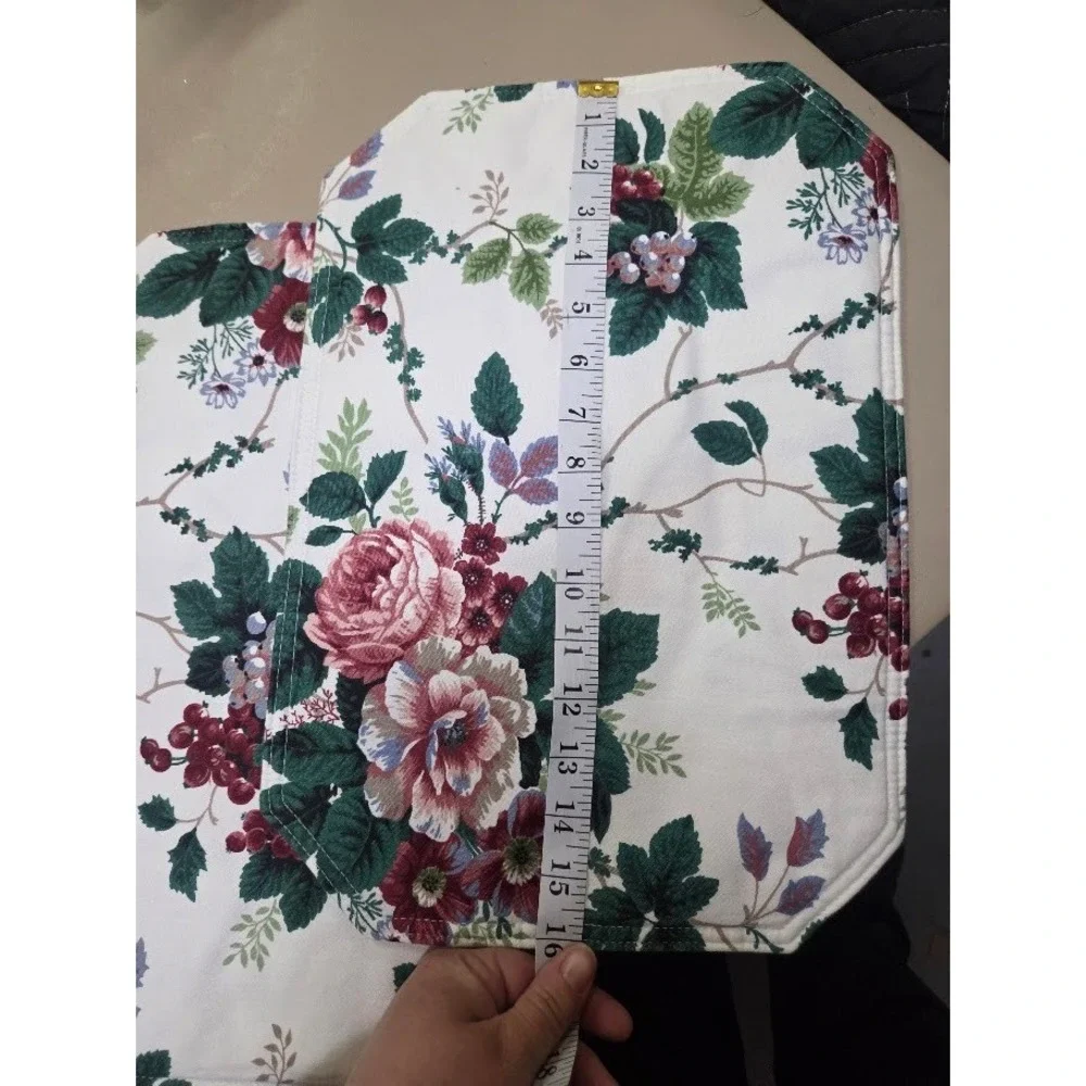 Vintage Floral Placemats Set of 4 Cottagecore Roses Berries Cream Green Red